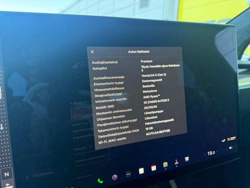 Tesla Model X vaihtoauto