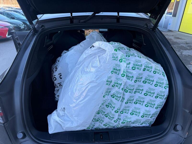 Tesla Model X vaihtoauto