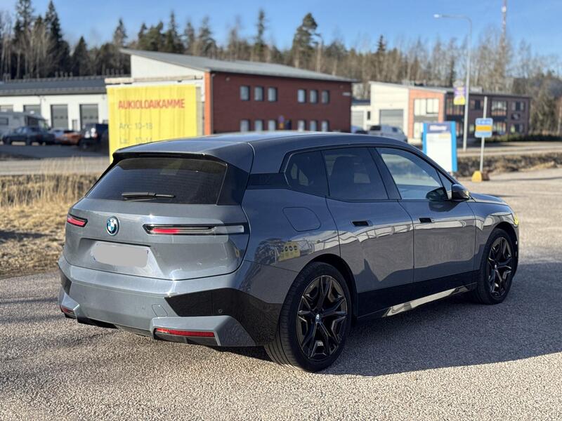 BMW iX M60 vaihtoauto
