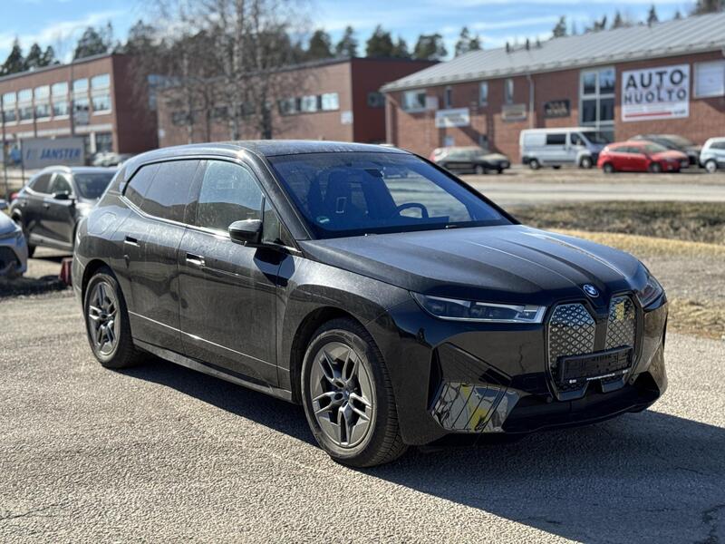BMW iX vaihtoauto