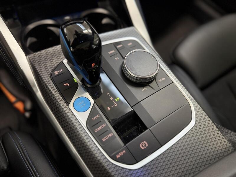 BMW i4 M50 vaihtoauto