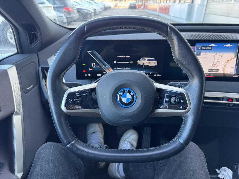 BMW iX vaihtoauto