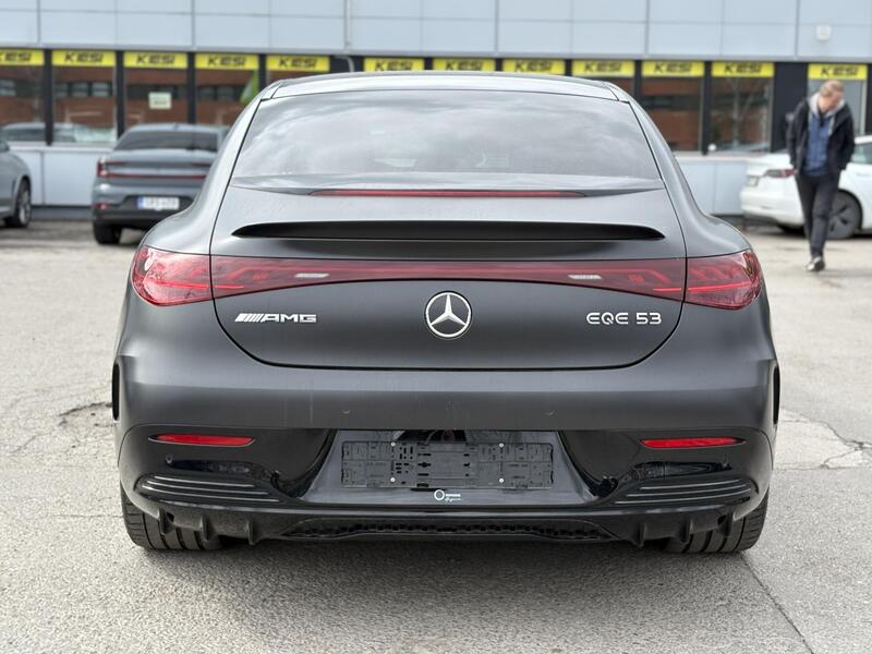 Mercedes-Benz EQE vaihtoauto