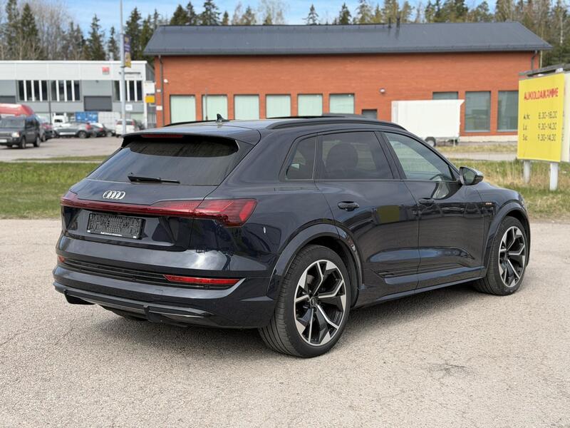 Audi e-tron vaihtoauto