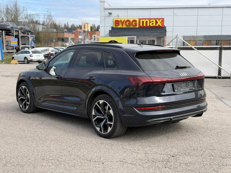 Audi e-tron vaihtoauto