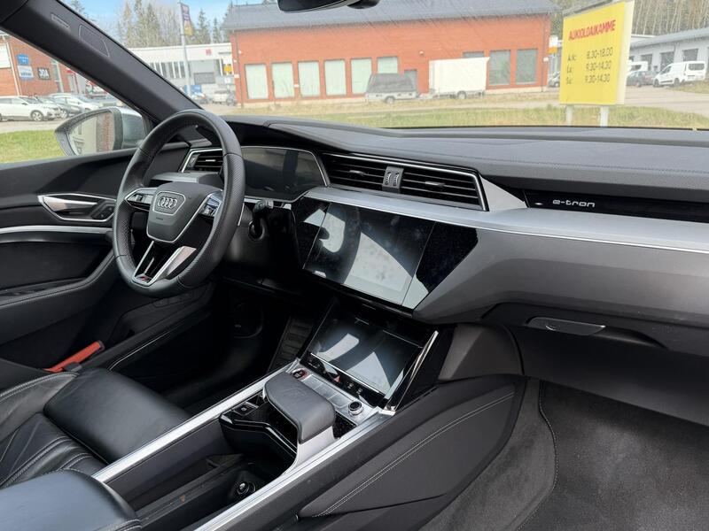 Audi e-tron vaihtoauto