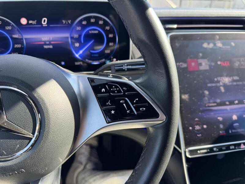 Mercedes-Benz EQE vaihtoauto