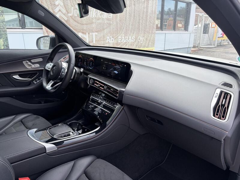 Mercedes-Benz EQC vaihtoauto