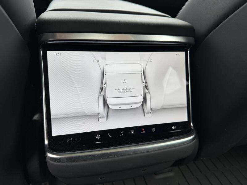Tesla Model S vaihtoauto