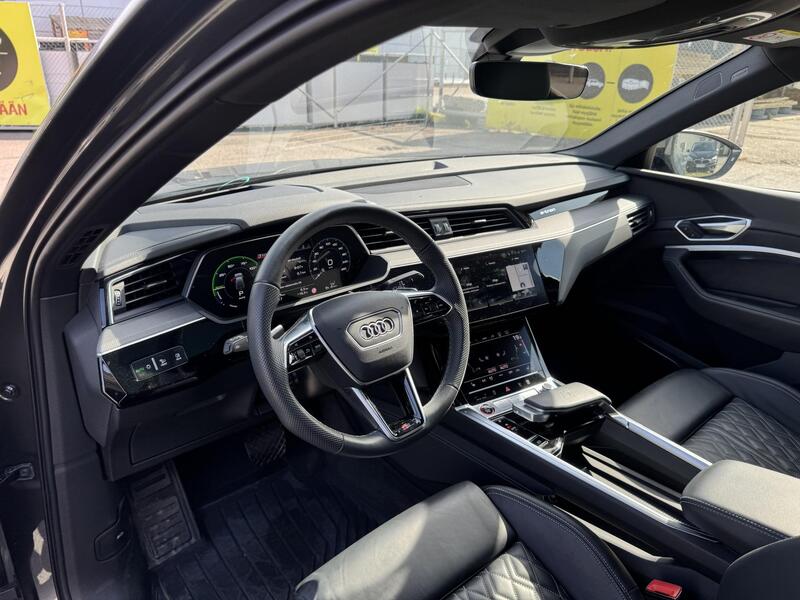 Audi e-tron vaihtoauto