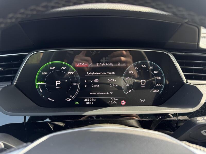 Audi e-tron vaihtoauto