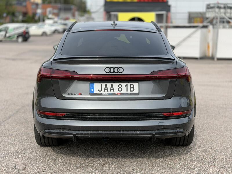 Audi e-tron vaihtoauto
