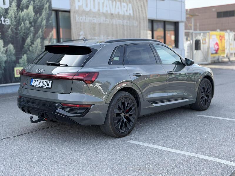 Audi Q8 e-tron vaihtoauto