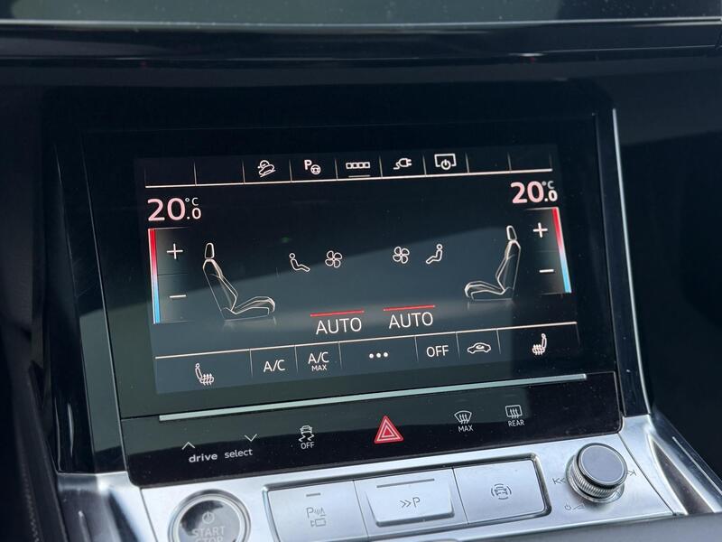 Audi Q8 e-tron vaihtoauto