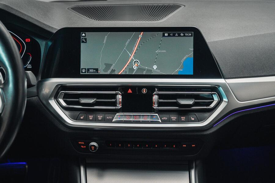 BMW 320 vaihtoauto