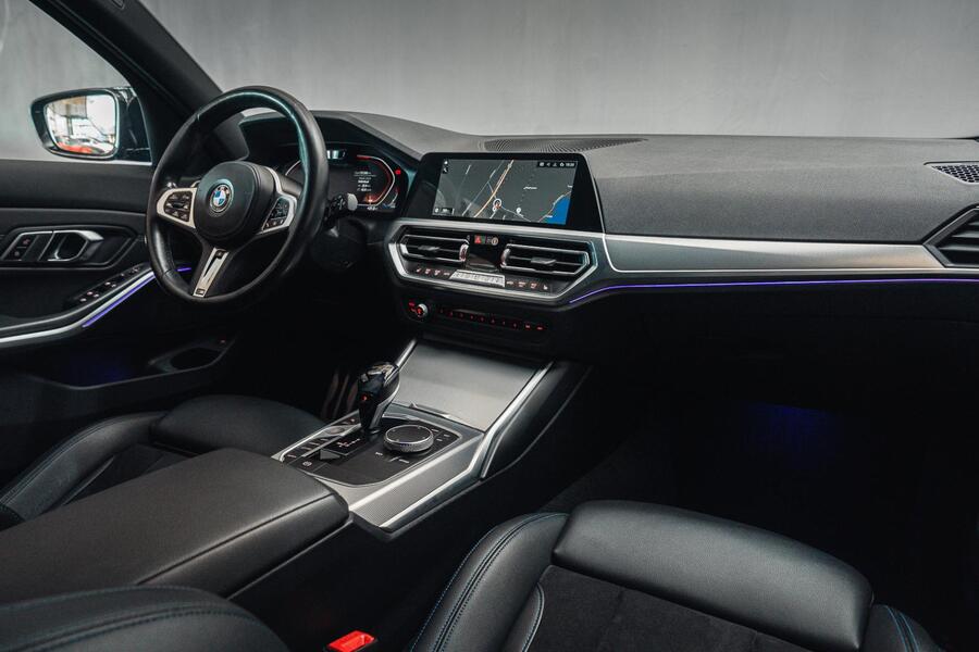 BMW 320 vaihtoauto