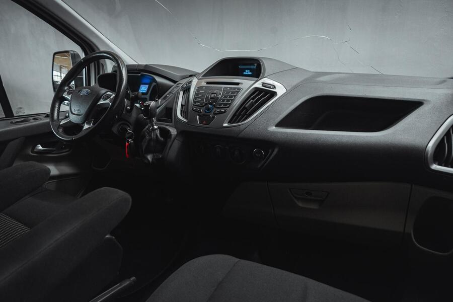 Ford Transit Custom vaihtoauto