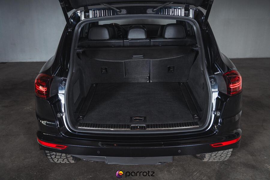 Porsche Cayenne vaihtoauto