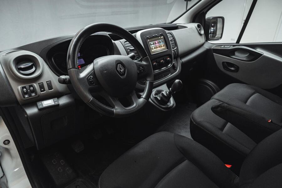 Renault Trafic vaihtoauto