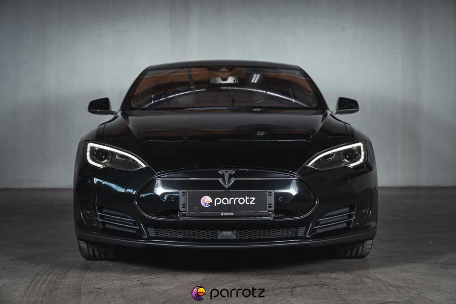 Tesla Model S vaihtoauto