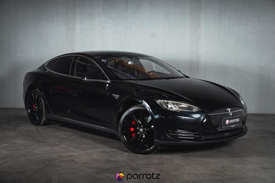 Tesla Model S vaihtoauto