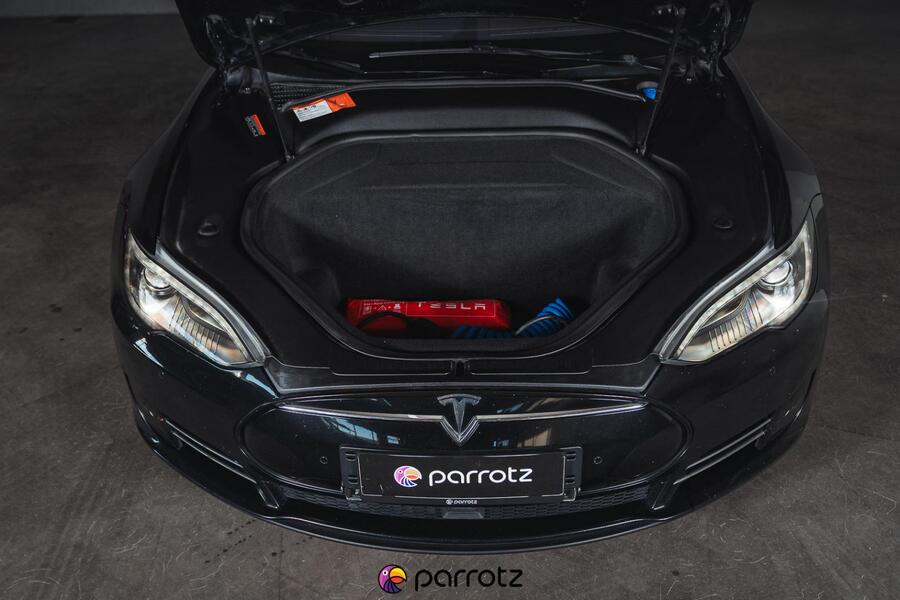 Tesla Model S vaihtoauto