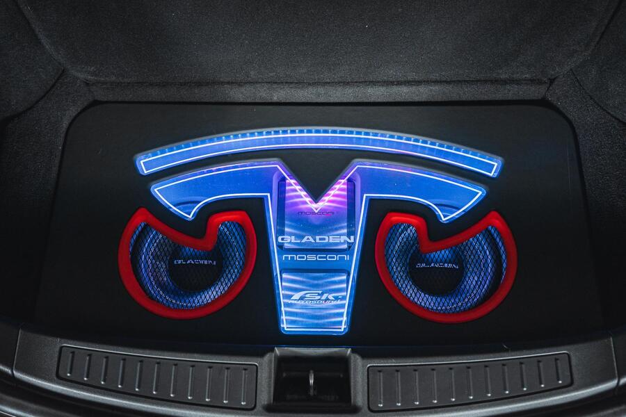 Tesla Model S vaihtoauto