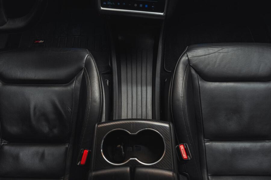 Tesla Model S vaihtoauto