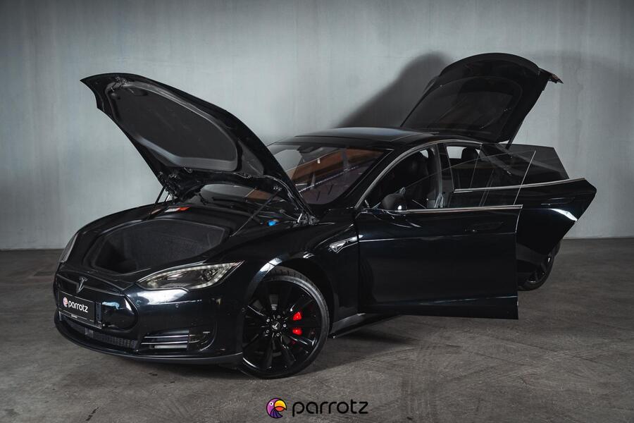 Tesla Model S vaihtoauto