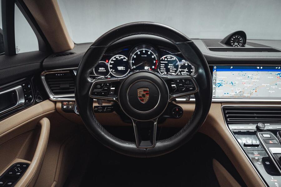 Porsche Panamera vaihtoauto