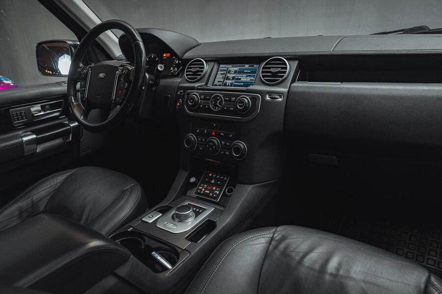 Land Rover Discovery vaihtoauto