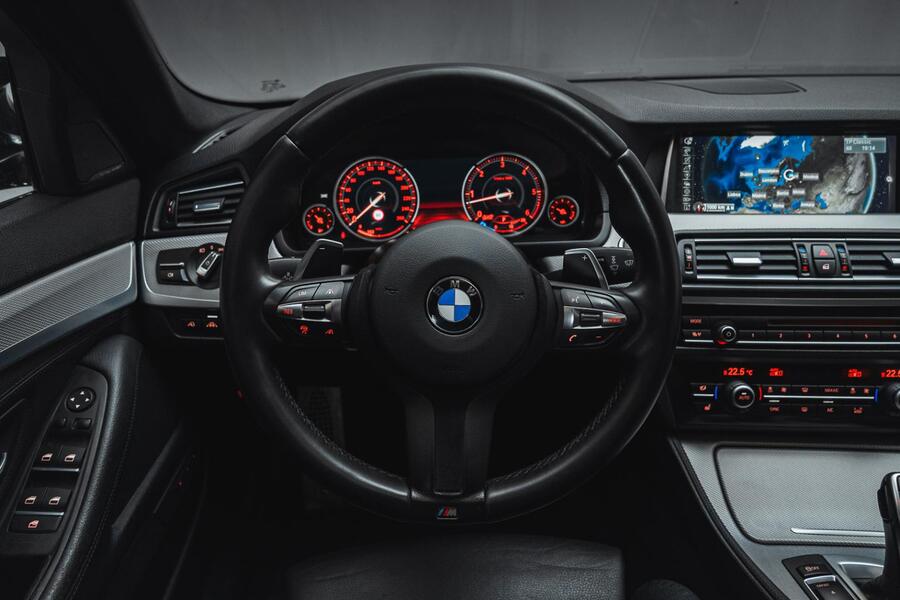 BMW M550d vaihtoauto