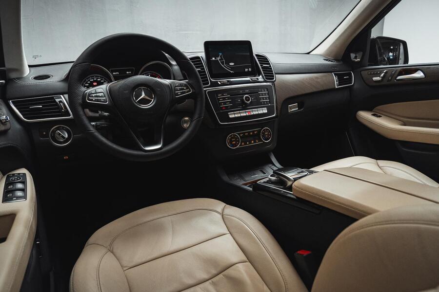 Mercedes-Benz GLS vaihtoauto