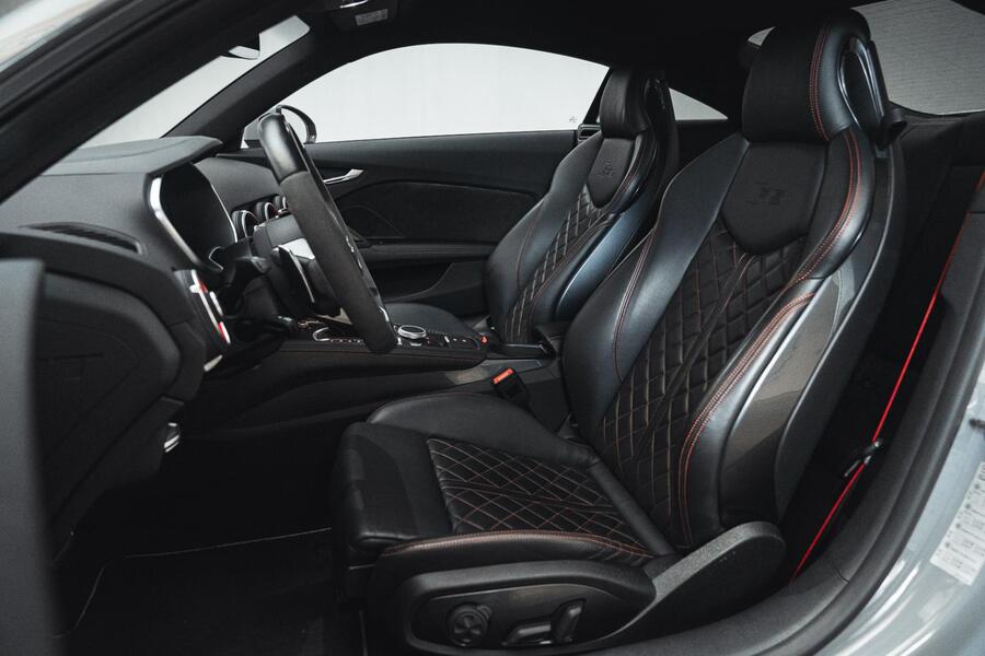 Audi TT RS vaihtoauto