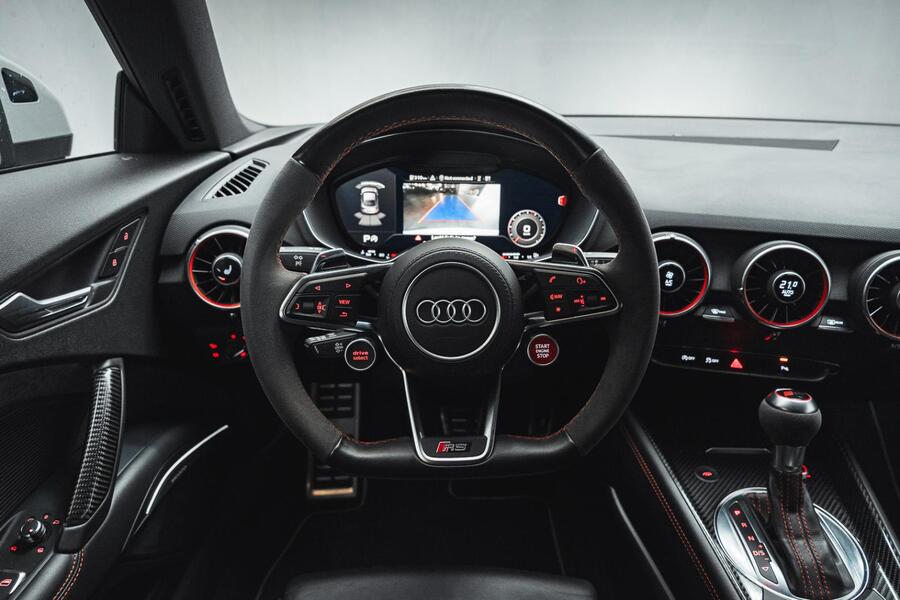 Audi TT RS vaihtoauto