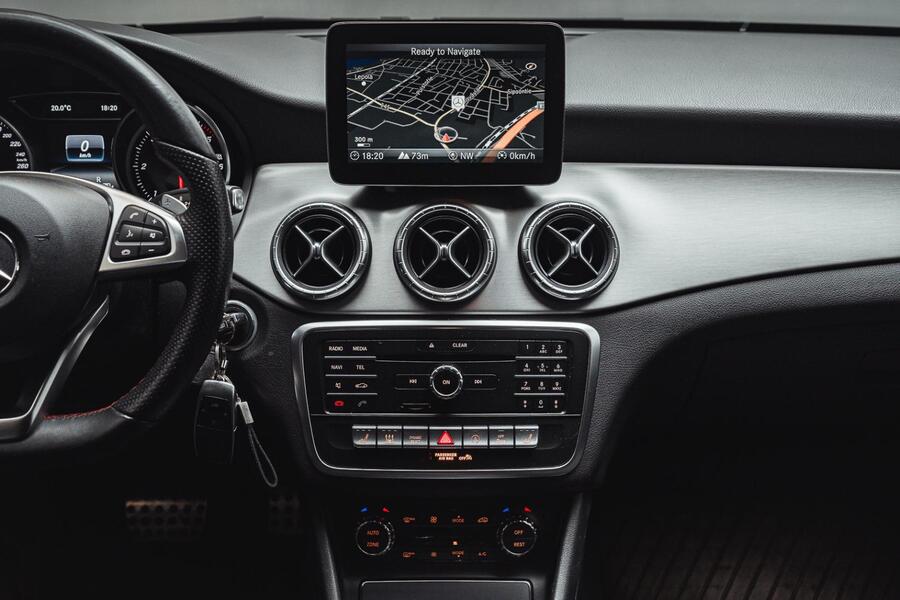 Mercedes-Benz CLA-sarja vaihtoauto