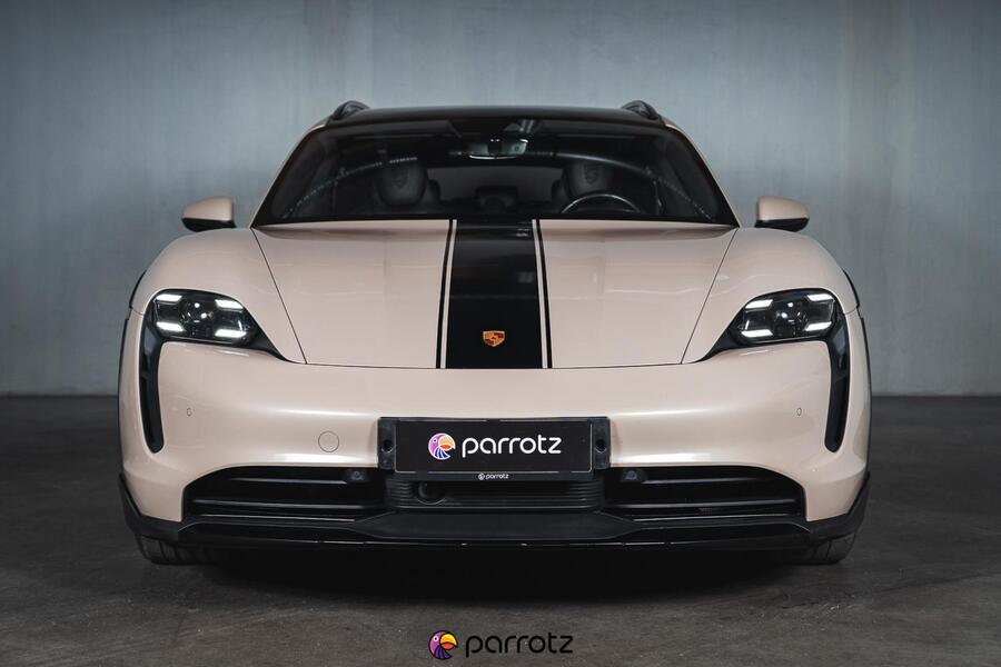 Porsche Taycan vaihtoauto