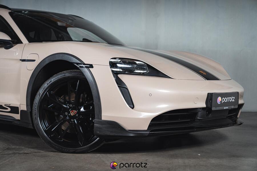 Porsche Taycan vaihtoauto