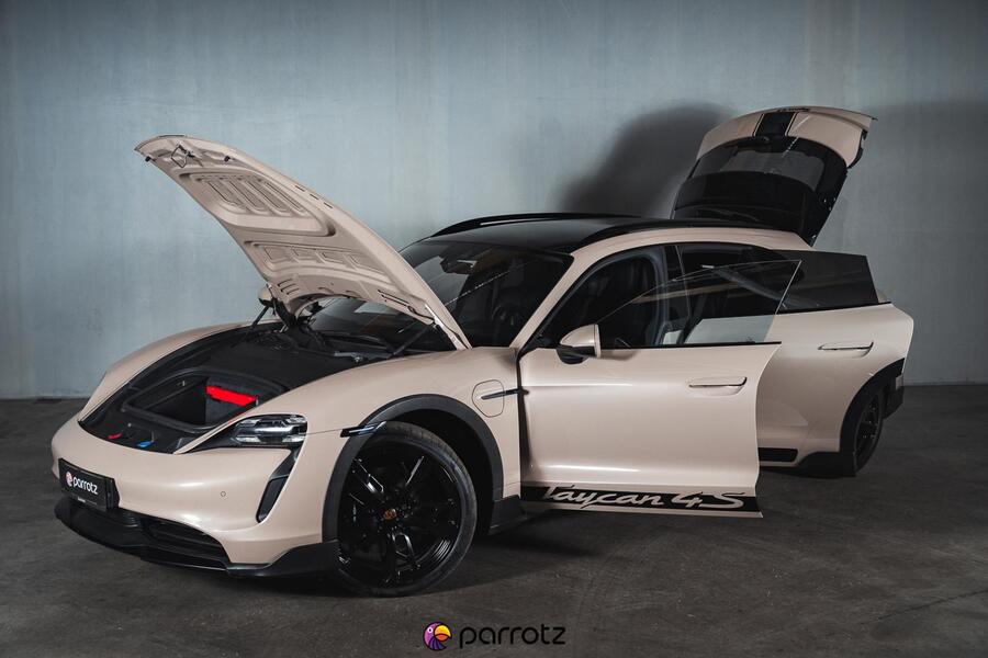 Porsche Taycan vaihtoauto