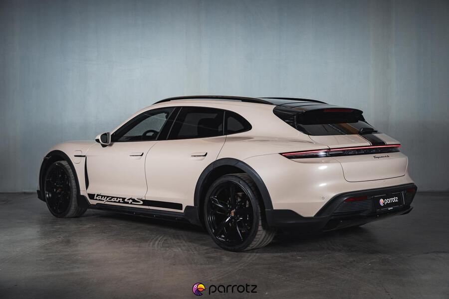 Porsche Taycan vaihtoauto