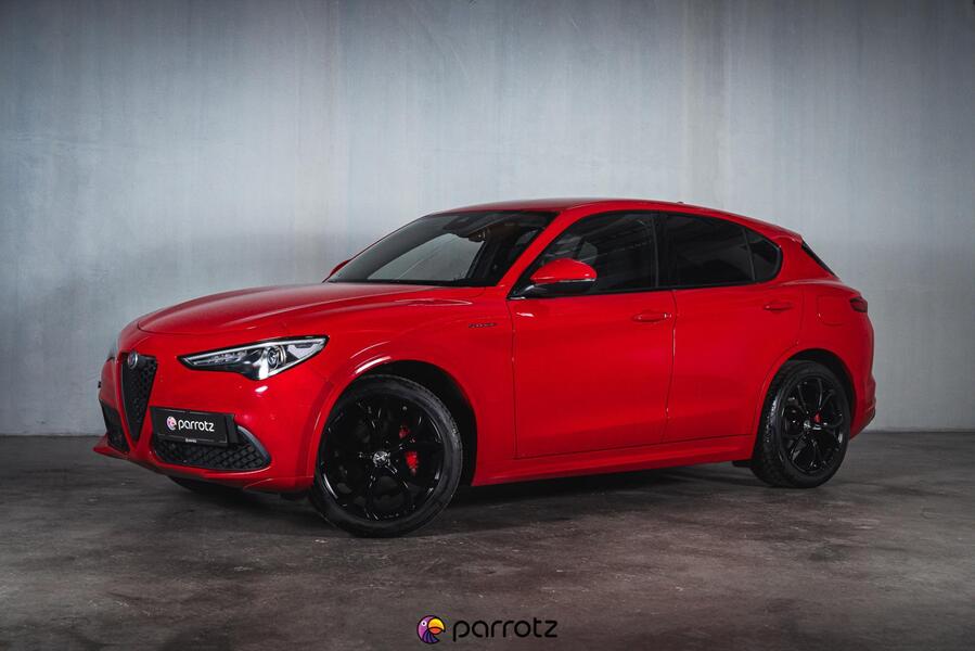 Alfa Romeo Stelvio vaihtoauto