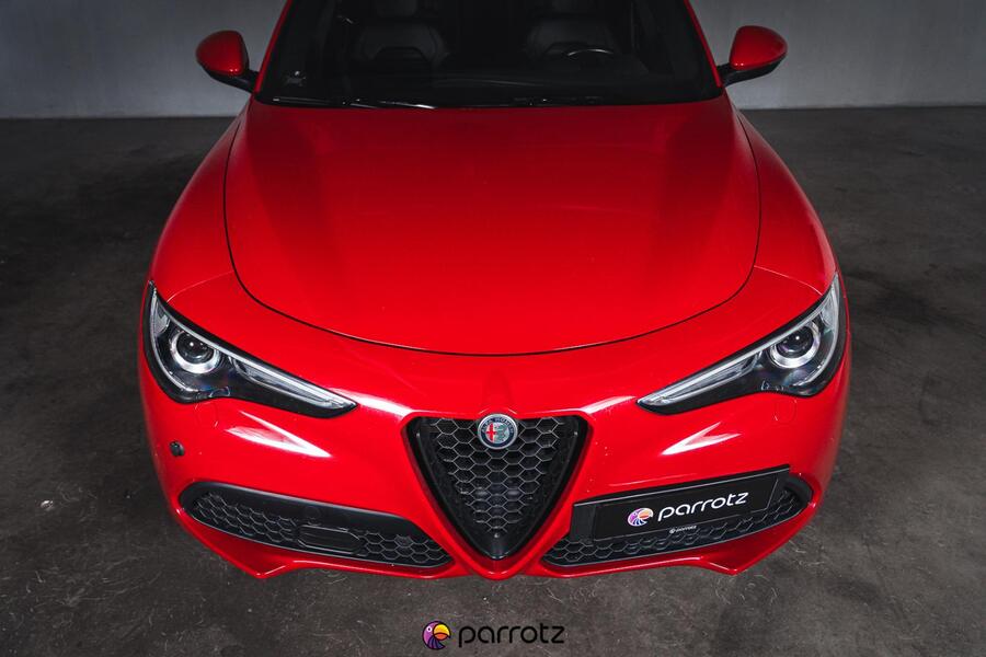Alfa Romeo Stelvio vaihtoauto