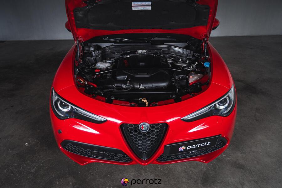 Alfa Romeo Stelvio vaihtoauto