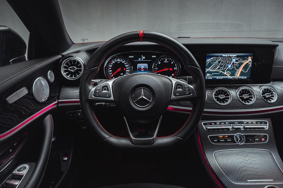 Mercedes-Benz E vaihtoauto