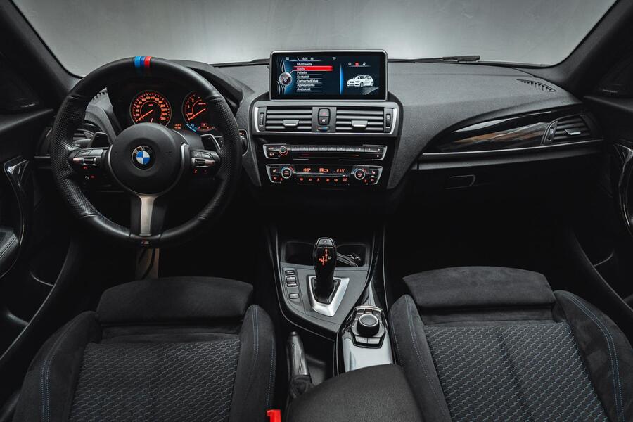 BMW M140i vaihtoauto