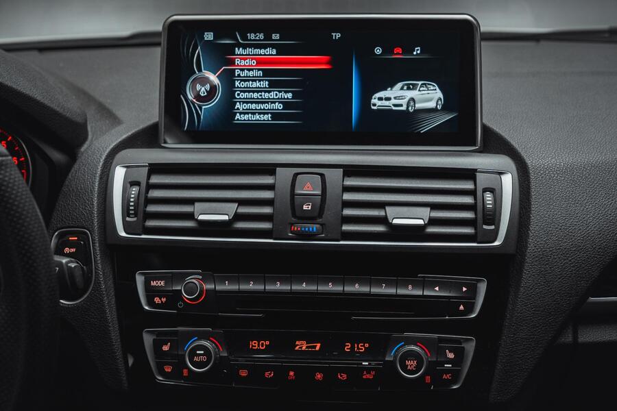 BMW M140i vaihtoauto