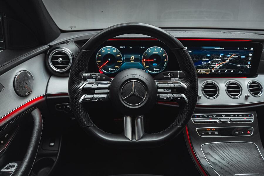 Mercedes-Benz E vaihtoauto