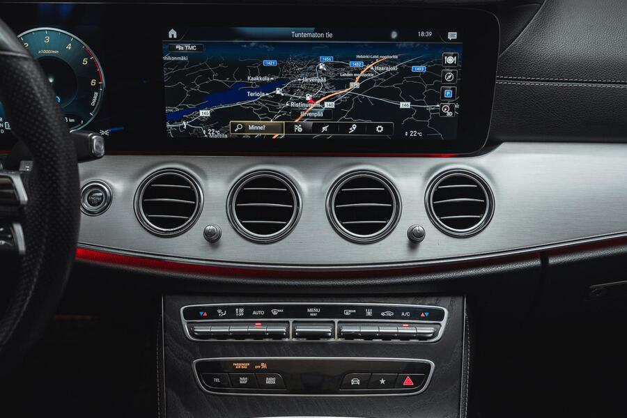 Mercedes-Benz E vaihtoauto