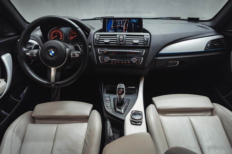 BMW M235i vaihtoauto