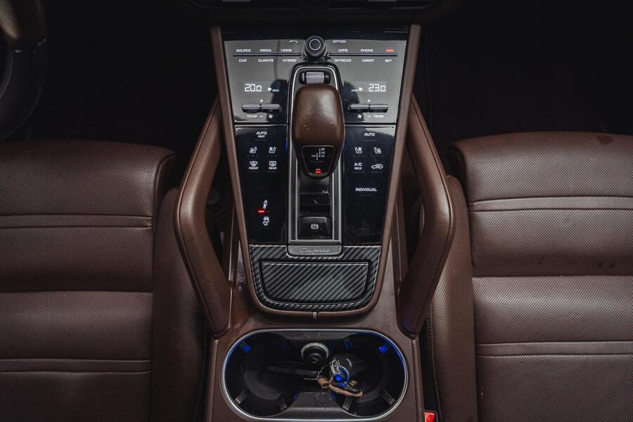 Porsche Cayenne vaihtoauto